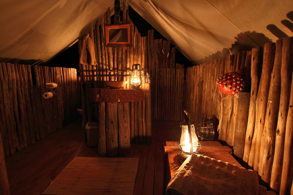 Quatermain'S 1920'S Safari Camp - Riserva Faunistica di Amakhala Esterno foto