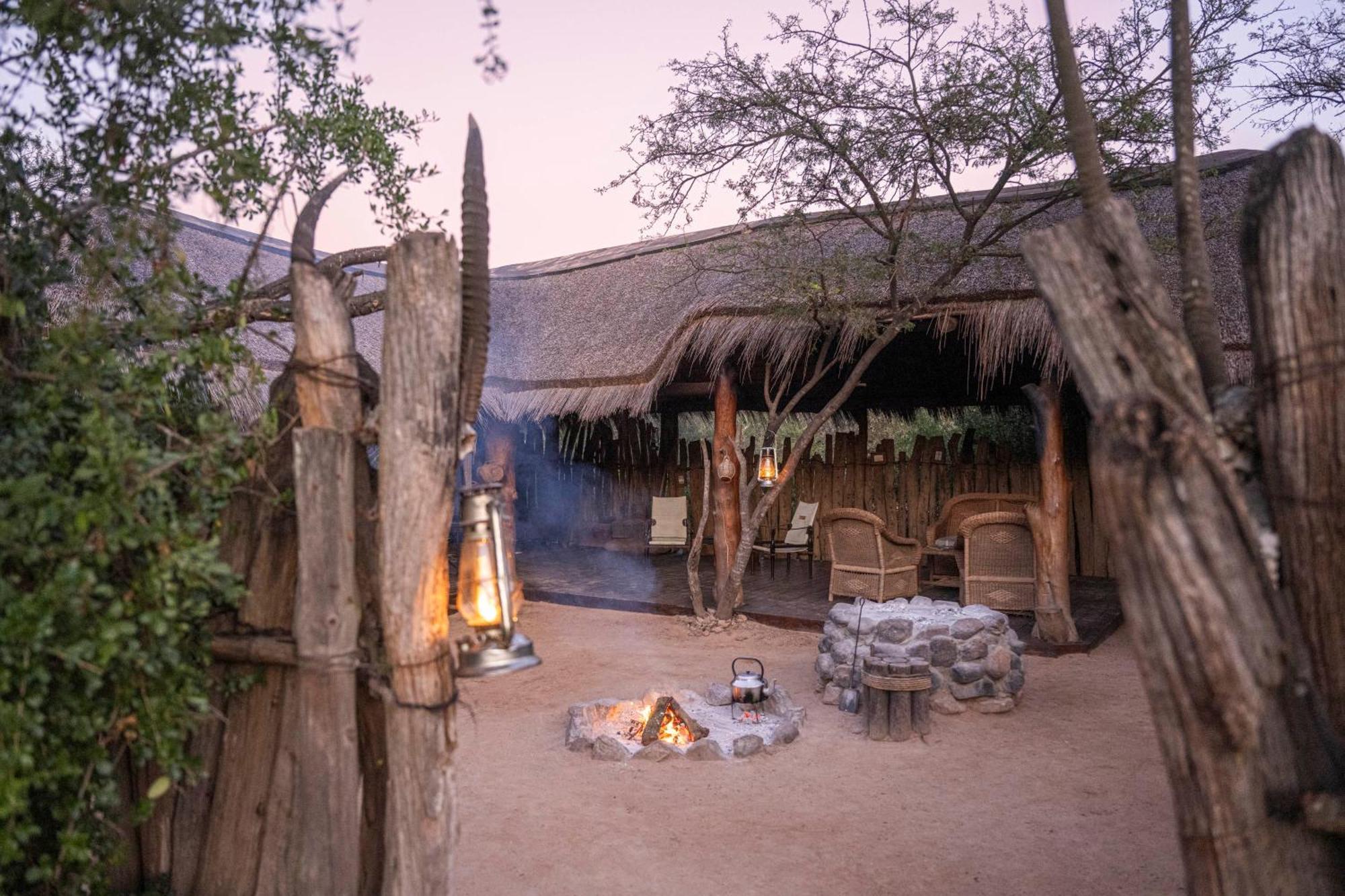 Hotel Quatermain'S 1920'S Safari Camp - Riserva Faunistica di Amakhala Esterno foto